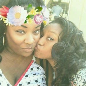 Meet your Posher, Ejacia